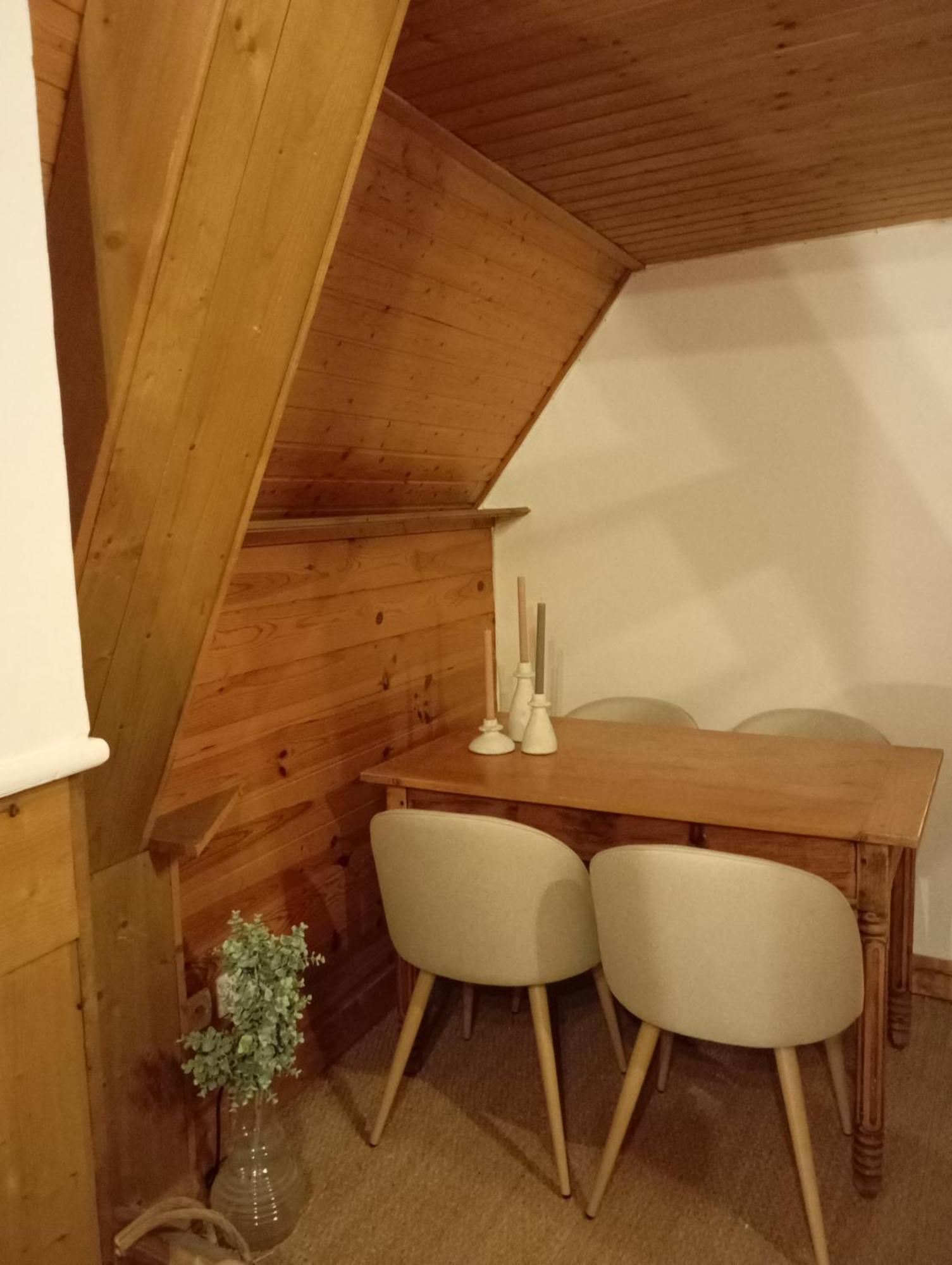Escapade Romantique Sous Les Toits De Kereon - Centre Historique, Rue Pietonne 坎佩尔 外观 照片