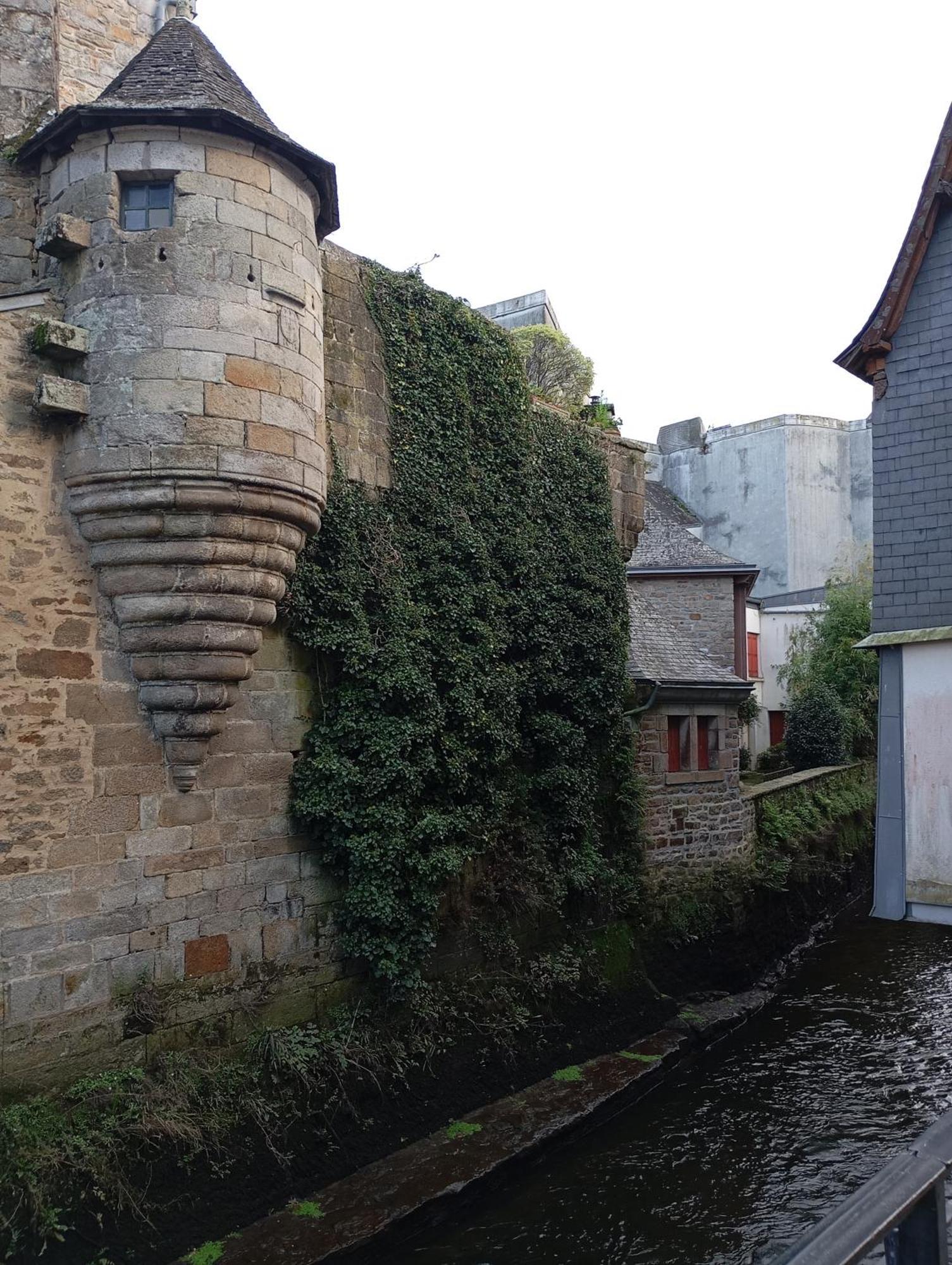 Escapade Romantique Sous Les Toits De Kereon - Centre Historique, Rue Pietonne 坎佩尔 外观 照片