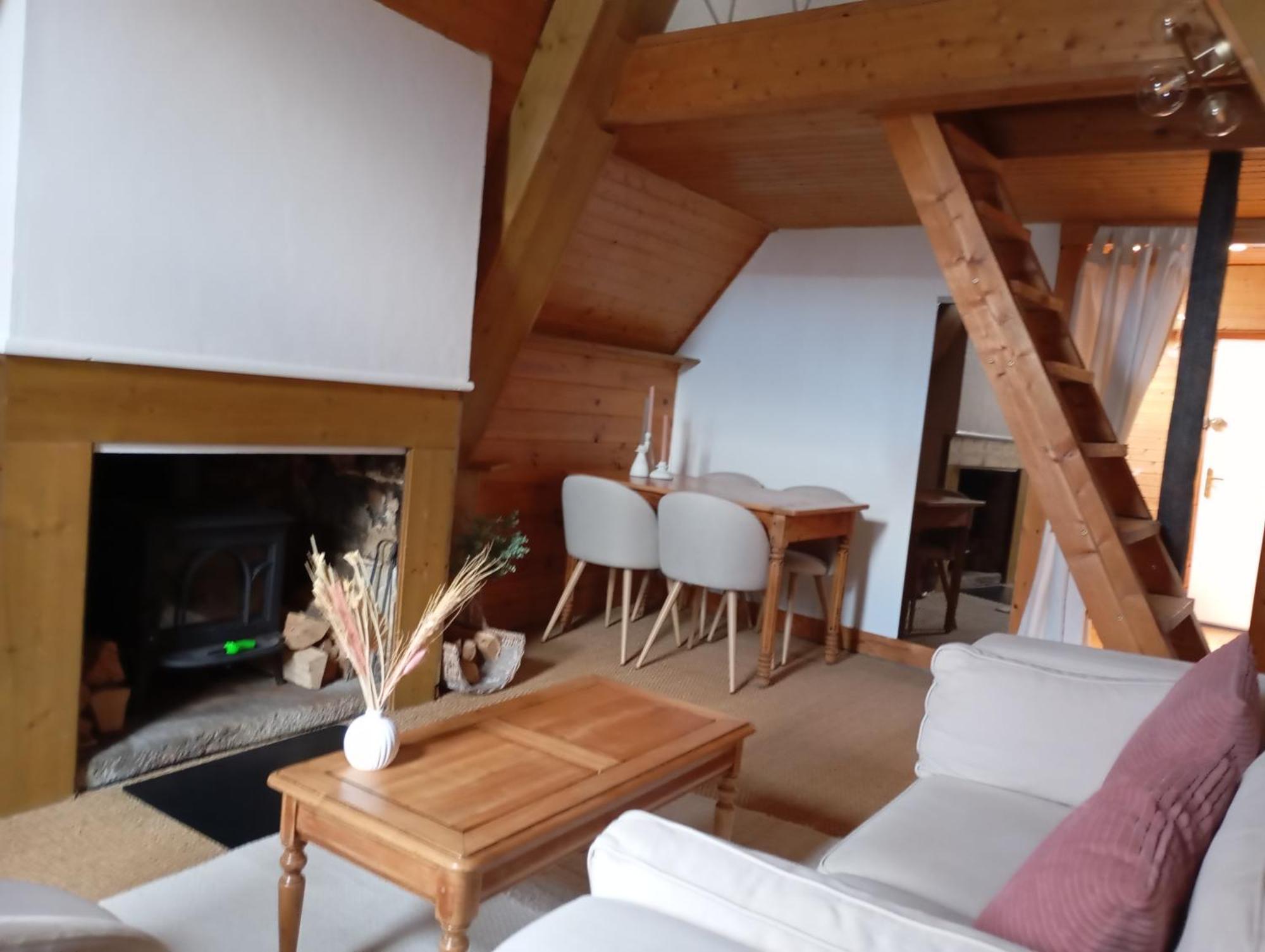 Escapade Romantique Sous Les Toits De Kereon - Centre Historique, Rue Pietonne 坎佩尔 外观 照片